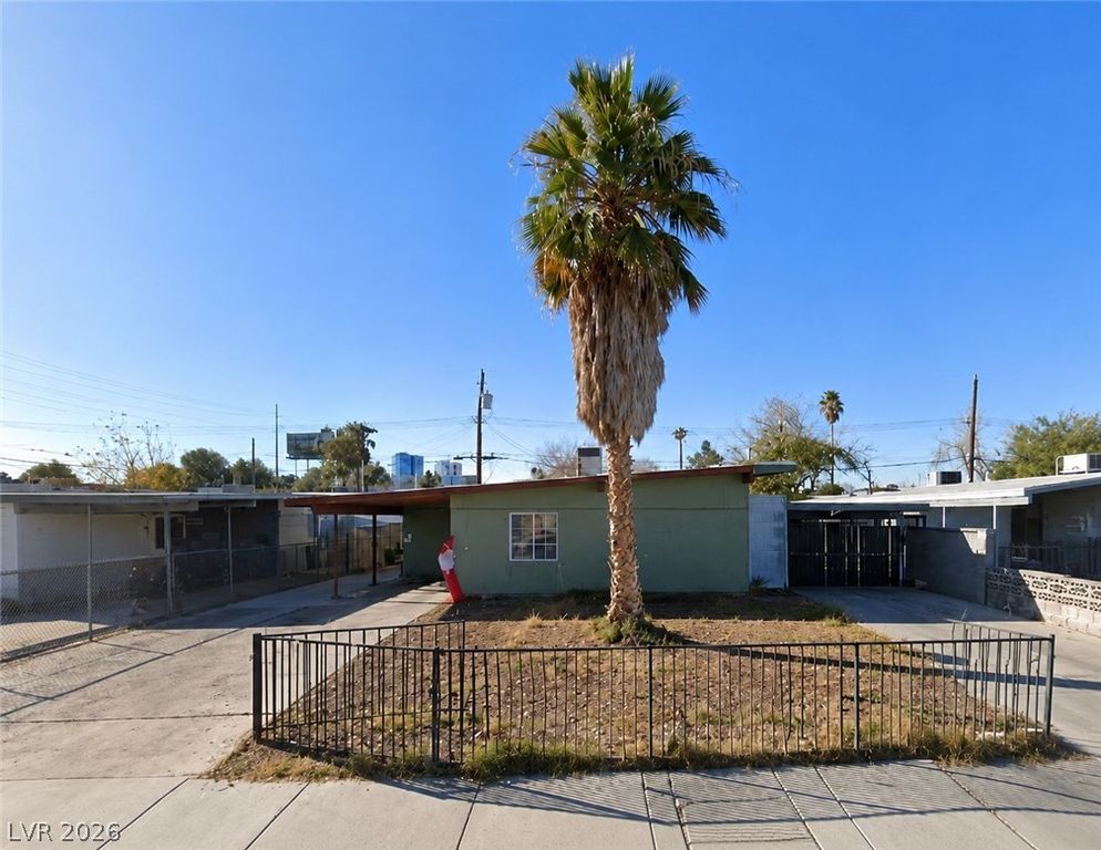 2400 Pardee Place, Las Vegas, NV 89104