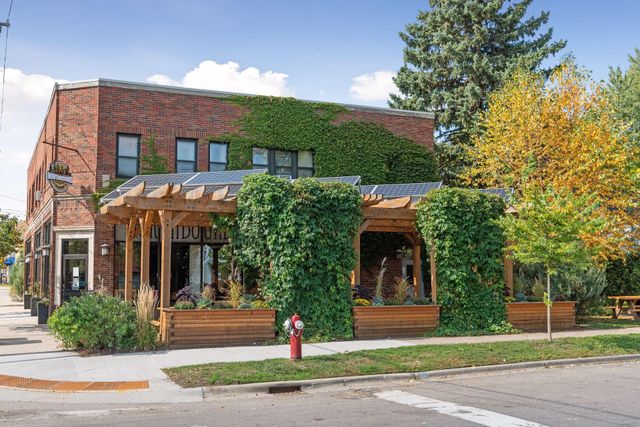 3821 29th Avenue S, Minneapolis, MN 55406