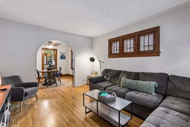 3821 29th Avenue S, Minneapolis, MN 55406