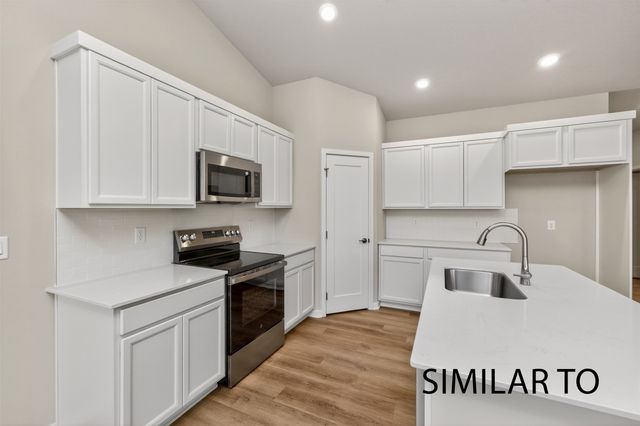 2912 Myron Street, Norwalk, IA 50211