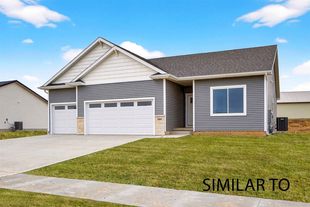 2912 Myron Street, Norwalk, IA 50211