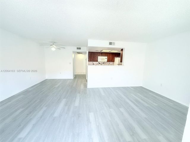 3212 Coral Lake Lane 3212, Coral Springs, FL 33065