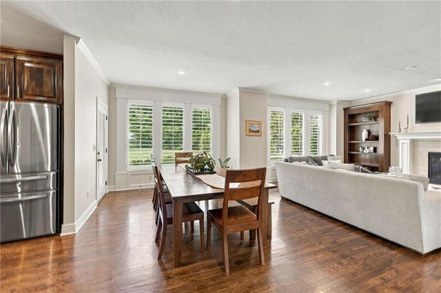 9014 W 158TH Terrace, Overland Park, KS 66221