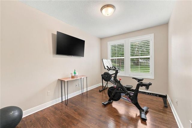 9014 W 158TH Terrace, Overland Park, KS 66221