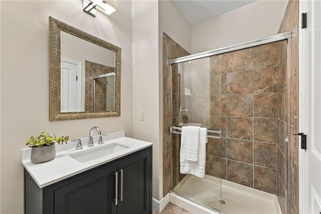 9014 W 158TH Terrace, Overland Park, KS 66221