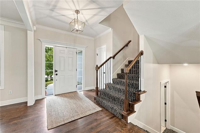 9014 W 158TH Terrace, Overland Park, KS 66221