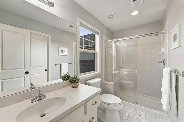 9014 W 158TH Terrace, Overland Park, KS 66221
