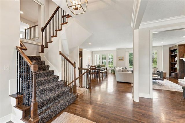 9014 W 158TH Terrace, Overland Park, KS 66221