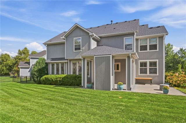 9014 W 158TH Terrace, Overland Park, KS 66221