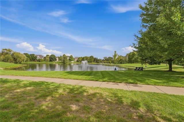 9014 W 158TH Terrace, Overland Park, KS 66221