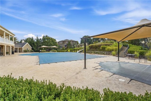 9014 W 158TH Terrace, Overland Park, KS 66221