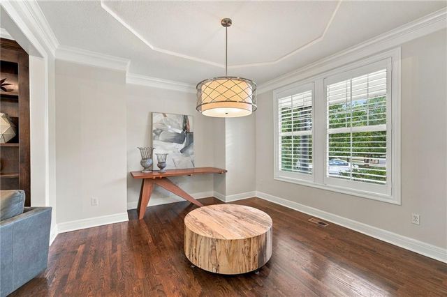 9014 W 158TH Terrace, Overland Park, KS 66221