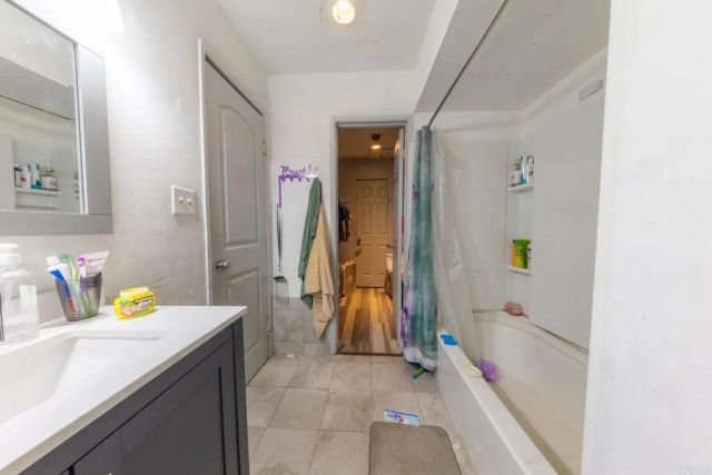 1109 E Lexington, El Cajon, CA 92019