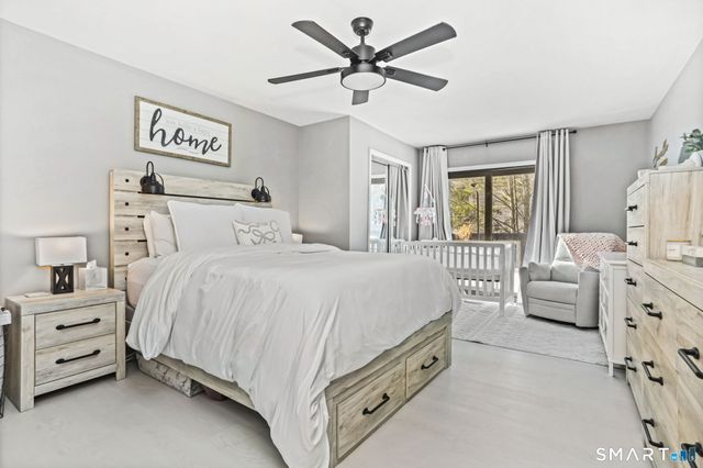 697 Cove Road APT 1B, Stamford, CT 06902