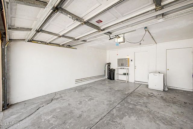 517 W DUKE Drive, Tempe, AZ 85283