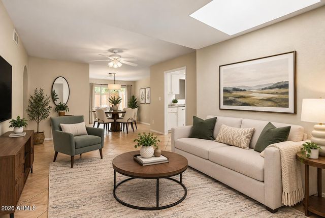 517 W DUKE Drive, Tempe, AZ 85283