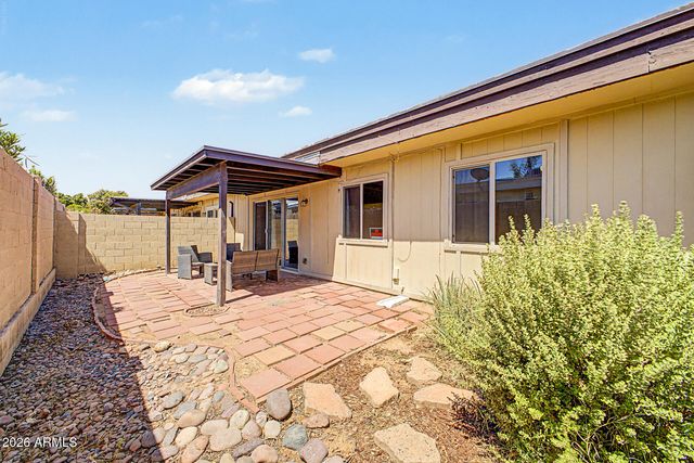 517 W DUKE Drive, Tempe, AZ 85283