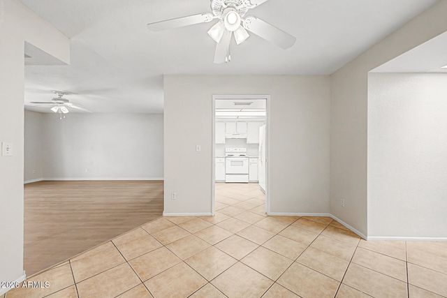 517 W DUKE Drive, Tempe, AZ 85283