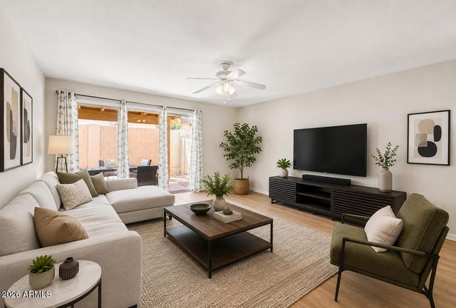 517 W DUKE Drive, Tempe, AZ 85283