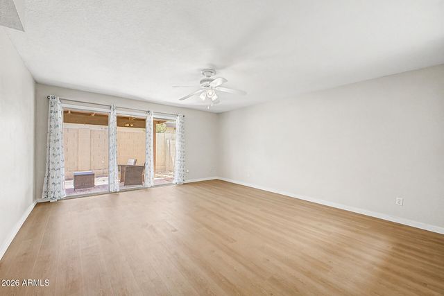 517 W DUKE Drive, Tempe, AZ 85283