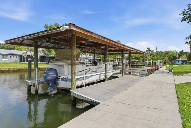 1401 SE PARADISE AVENUE, Crystal River, FL 34429