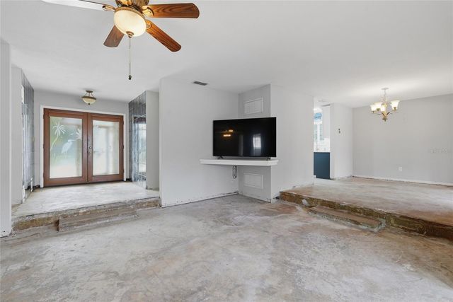 1401 SE PARADISE AVENUE, Crystal River, FL 34429
