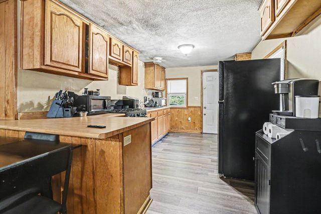 93402 Lee Street, Keeler Twp, MI 49047