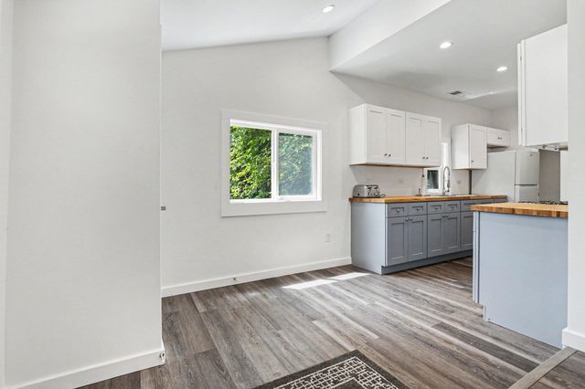 93402 Lee Street, Keeler Twp, MI 49047