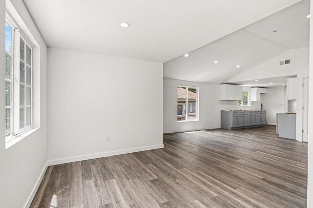 93402 Lee Street, Keeler Twp, MI 49047