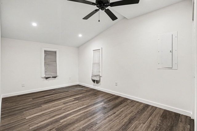 93402 Lee Street, Keeler Twp, MI 49047