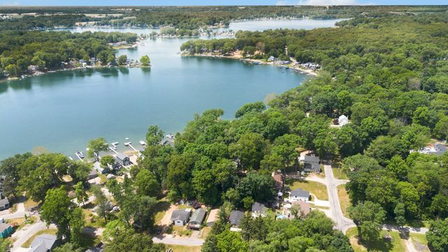 93402 Lee Street, Keeler Twp, MI 49047
