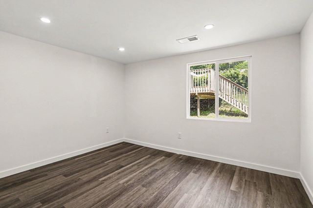 93402 Lee Street, Keeler Twp, MI 49047