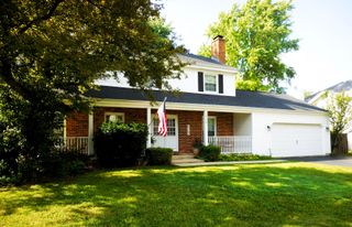 1934 Manor Lane, Mundelein, IL 60060