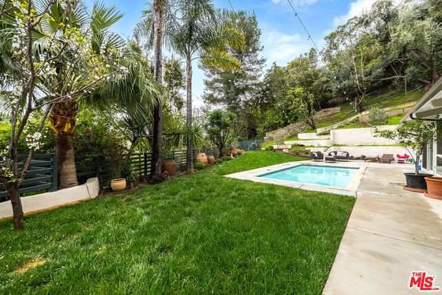 1737 N Beverly Drive, Beverly Hills, CA 90210