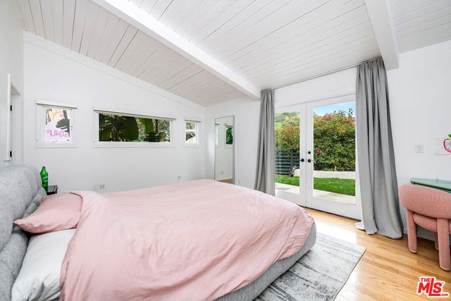 1737 N Beverly Drive, Beverly Hills, CA 90210