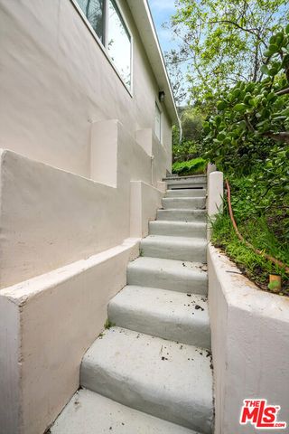 1737 N Beverly Drive, Beverly Hills, CA 90210