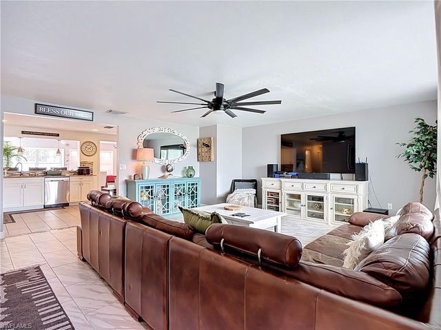 2212 Crystal DR, Fort Myers, FL 33907