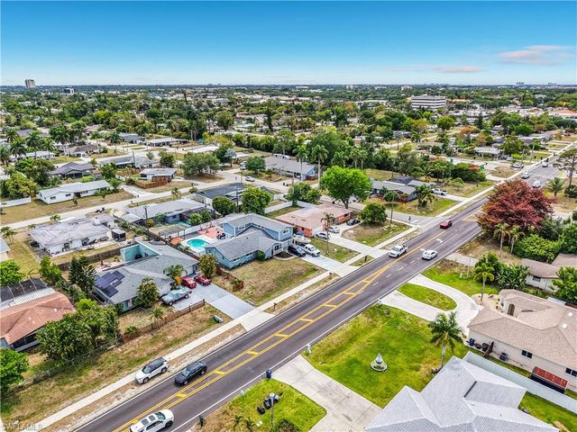 2212 Crystal DR, Fort Myers, FL 33907