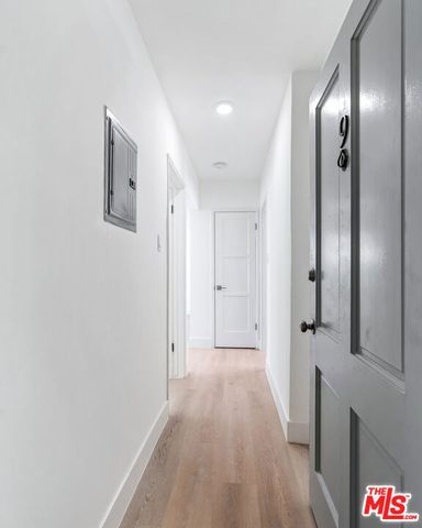 9216 Alden Drive 9, Beverly Hills, CA 90210