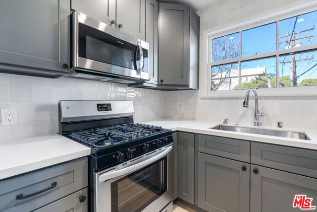 9216 Alden Drive 9, Beverly Hills, CA 90210