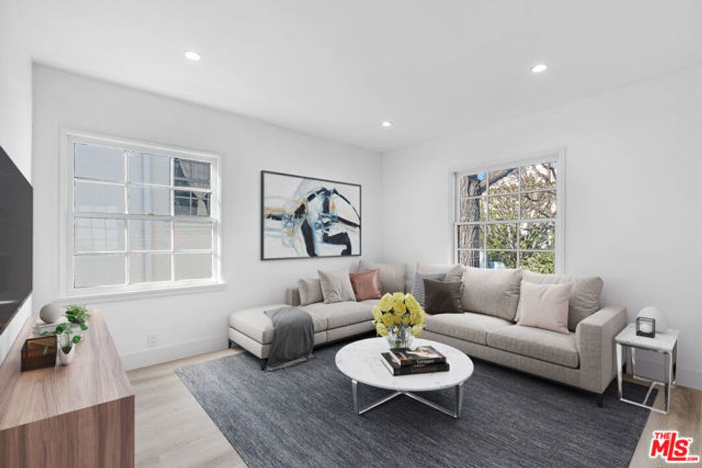 9216 Alden Drive 9, Beverly Hills, CA 90210