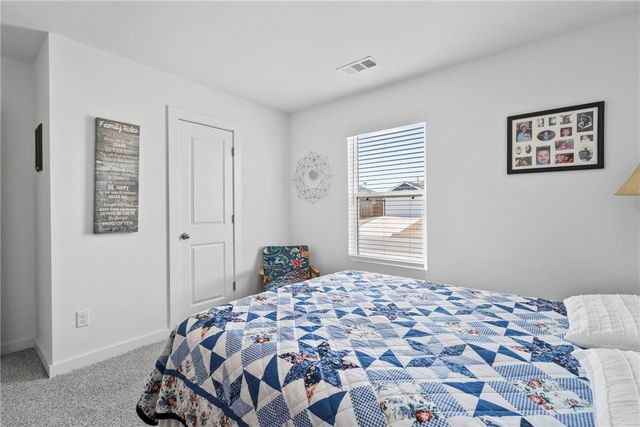 2009 N Fleetwood Lane, Siloam Springs, AR 72761