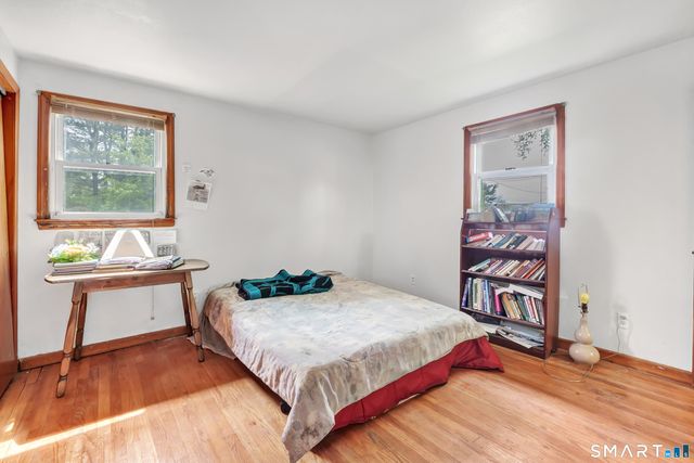 136 Harrison Drive, Hamden, CT 06514