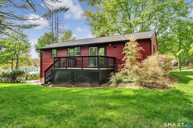 136 Harrison Drive, Hamden, CT 06514