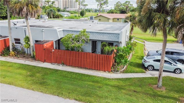1165 Palm AVE 3B, North Fort Myers, FL 33903