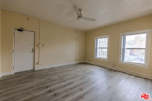 661 Shatto Place 300, Los Angeles, CA 90005