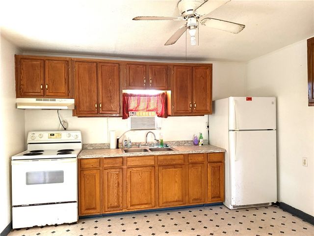 147 County Road 153, Alice, TX 78332