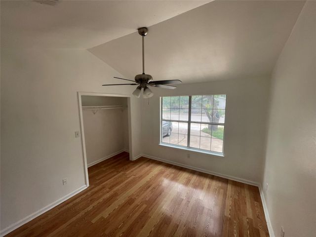 2808 Lyons RD A, Austin, TX 78702