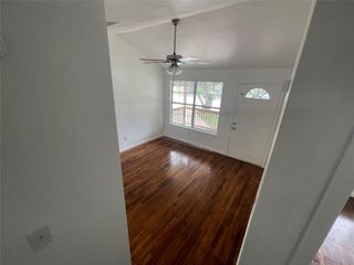 2808 Lyons RD A, Austin, TX 78702