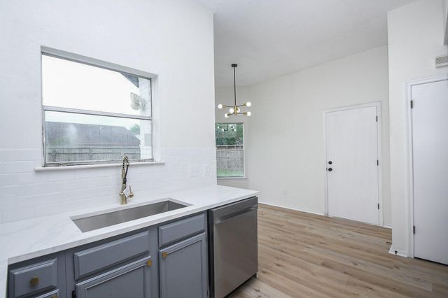 3435 Overcross Drive, Houston, TX 77045